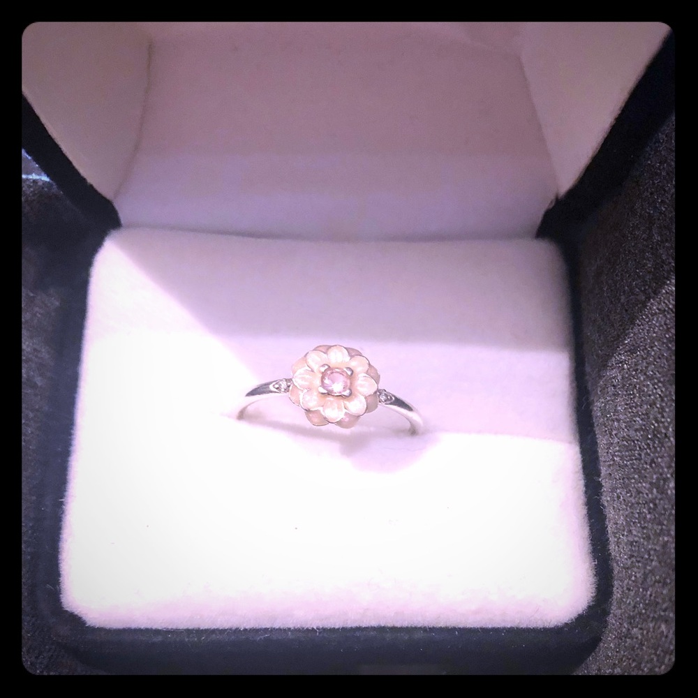 SOLD!! Pandora "Dahlia" Ring. Cute!